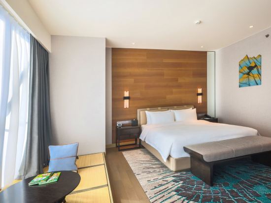 L+Snow Supreme Hotel Room Type - Deluxe Suite L+Snow Supreme Hotel Room Type - Deluxe Suite