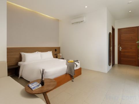 WH Hotel 310 Room Type - Deluxe Room With City View