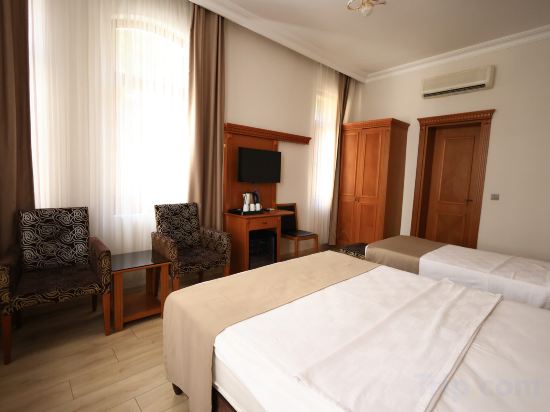 Hotel New House Room Type - Superior Triple Room