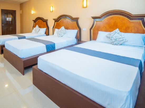 RedDoorz Plus @ Hotel Platinum Occidental Mindoro - Tap to explore photos