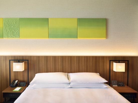 undefined Room Type - King Room with Ocean View - Club Access undefined Room Type - King Room with Ocean View - Club Access