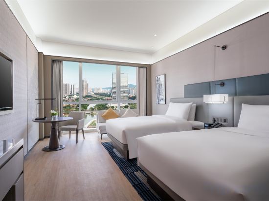 G Hotel GuangZhou Room Type - Deluxe,2 Twins,  Guest Room,River View