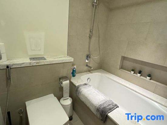 Guest Favourite! Beautiful 1 bedroom apartment
