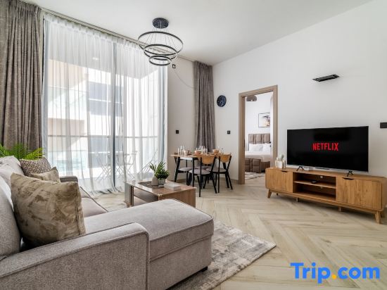 Modern 1-Bedroom Oasis in the Heart of JVC