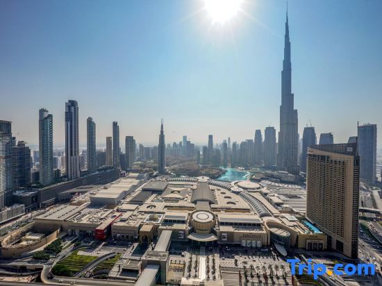 Magnificent |3+1 BR| Luxurious Burj Khalifa View