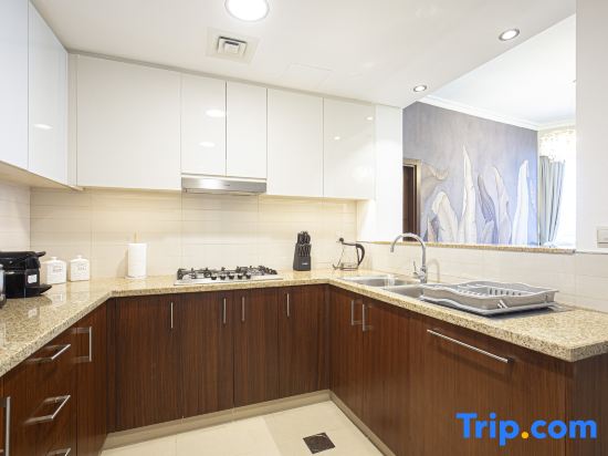 Magnificent | 2 BR | Skyline View
