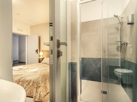 Vincanto Rooms Old Town - Tap to explore photos
