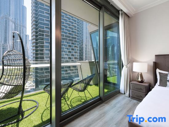 Magnificent | 2 BR | Stunning Burj Khalifa View