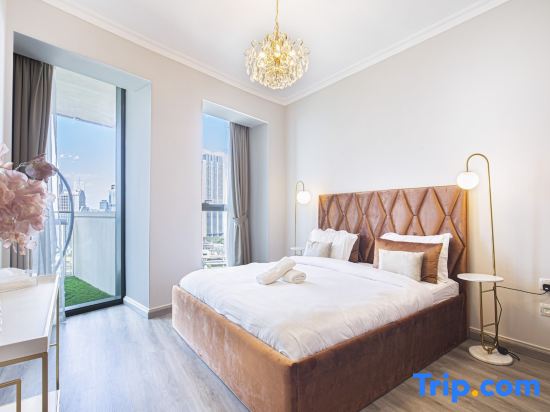 Magnificent | 2 BR | Skyline View