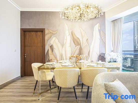 Magnificent | 2 BR | Skyline View