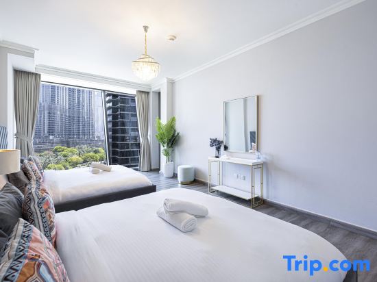 Magnificent | 2 BR | Stunning Burj Khalifa View