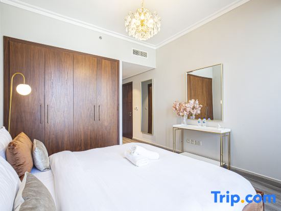 Magnificent | 2 BR | Skyline View