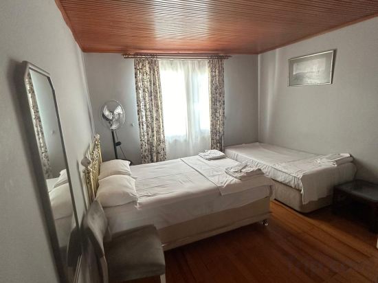 VENI VIDI DORMI Room Type - Standard Room