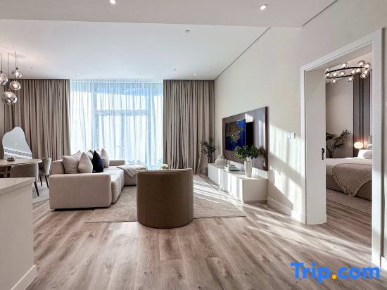 Sunset view apartment in Oceana