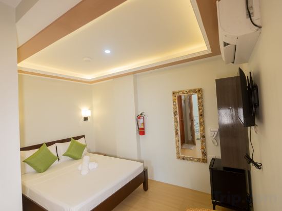 Anahaw Seaside Inn Room Type - Deluxe Room