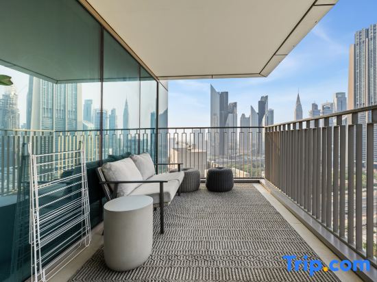 Luxury 2BR Walk-In Closet + Full Burj Khalifa View