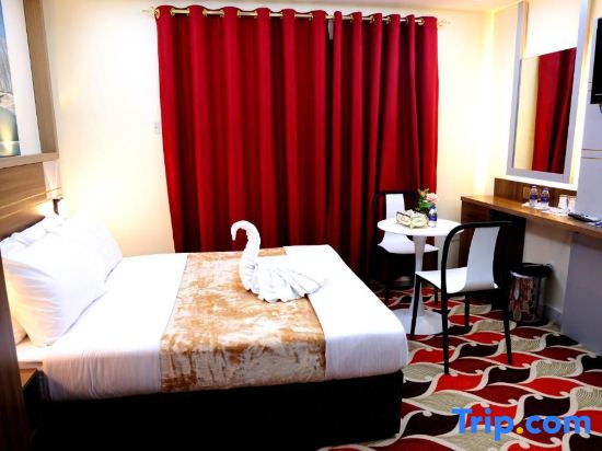 Tanha Park Hotel