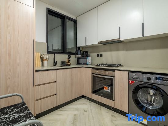 Modern 1-Bedroom Oasis in the Heart of JVC
