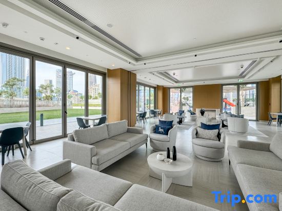 Luxury 2BR Walk-In Closet + Full Burj Khalifa View