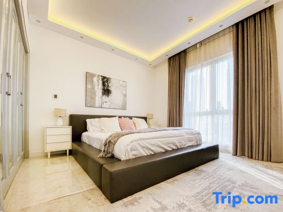 Live the Burj Lifestyle in Timeless OldTown by SBH