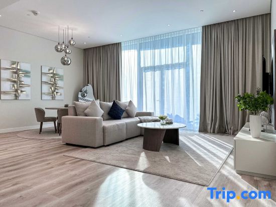 Sunset view apartment in Oceana