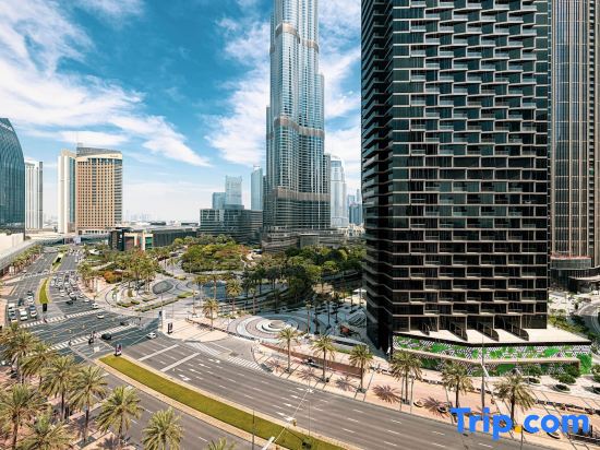 Magnificent | 2 BR | Stunning Burj Khalifa View