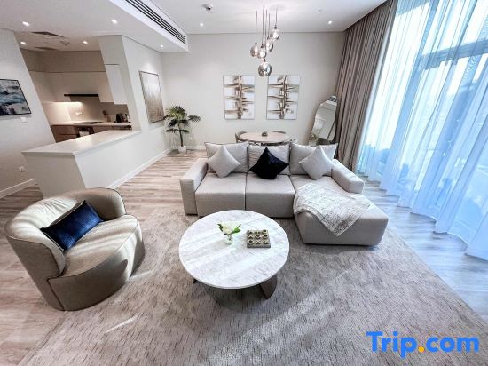 Luxury 1BR Suite with Direct Burj Al Arab View
