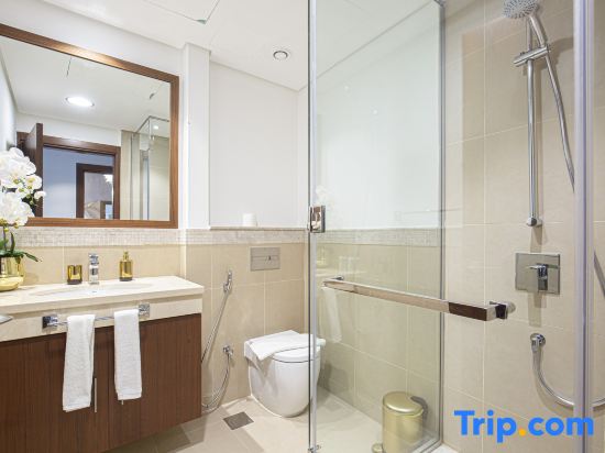 Magnificent | 2 BR | Skyline View