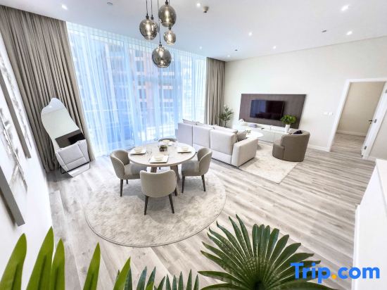 Luxury 1BR Suite with Direct Burj Al Arab View
