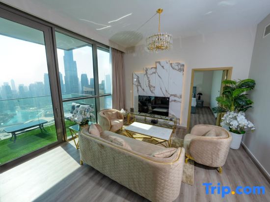 Magnificent |3+1 BR| Luxurious Burj Khalifa View