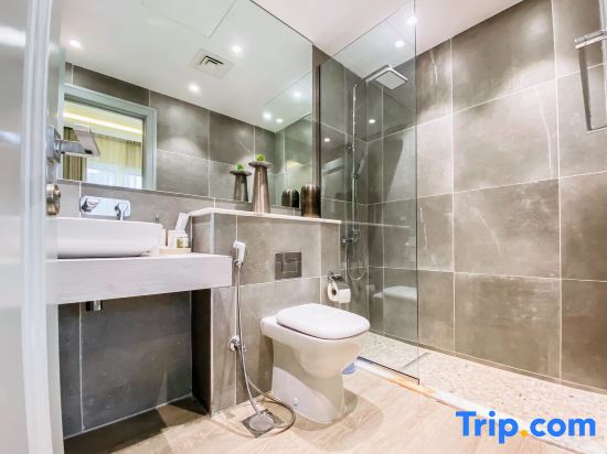 Live the Burj Lifestyle in Timeless OldTown by SBH