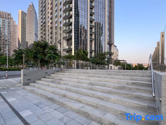 Sky-High Burj Khalifa and Fountain Views