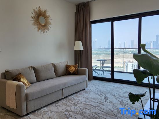 Stunning 1 Bedroom Apartment with Burj Views