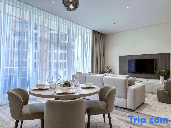Luxury 1BR Suite with Direct Burj Al Arab View