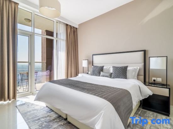 Exquisite 1-Bedroom With City Views!