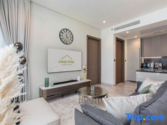 High-Rise 1Br Apartment with Burj Khalifa View