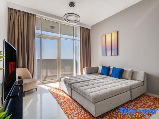 Exquisite 1-Bedroom With City Views!