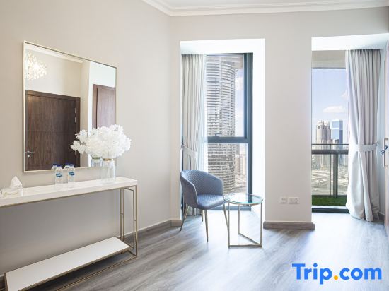 Magnificent | 2 BR | Skyline View