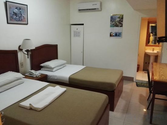 Cebuview Tourist Inn Room Type - Standard Twin Room