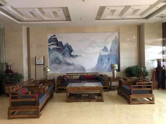 Others 3, Qilu Bairui Hotel, Ürümqi