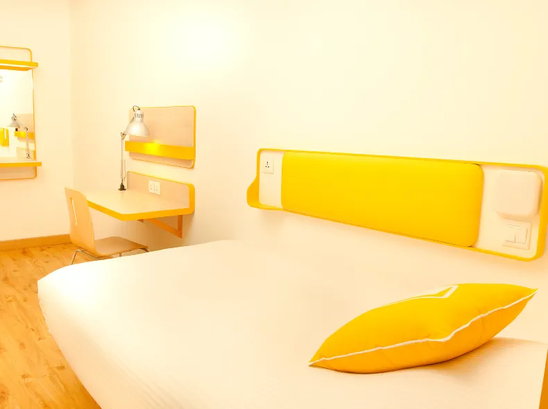 Bloomrooms @ Link Road