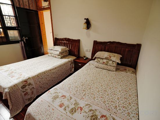 Others 2, Zhuxianju Hostel, Huangshan