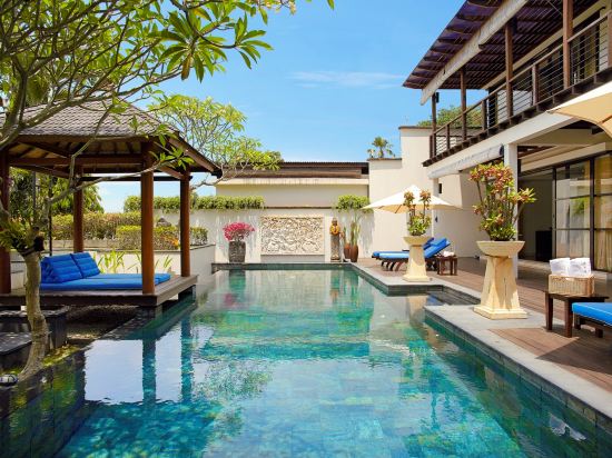 Temple Hill Residence Villa - Tap to explore photos