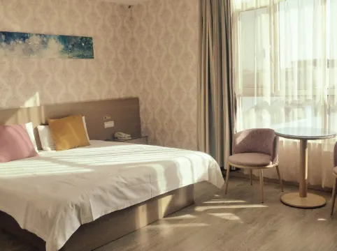 Yijia 365 Chain Hotel (Zhuang Store on Zhongshan West  Road, Shijiazhuang)