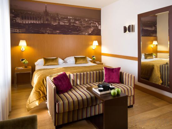 Starhotels Tourist - Tap to explore photos