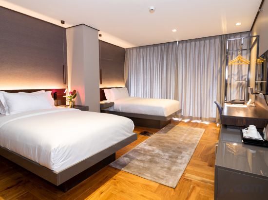 Ramada Encore Makati Room Type - Two Queen Room