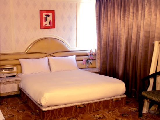 Crystal Hotel Room Type - Standard Room-Double Bed