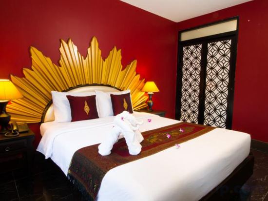 Khaosan Palace Hotel - Tap to explore photos