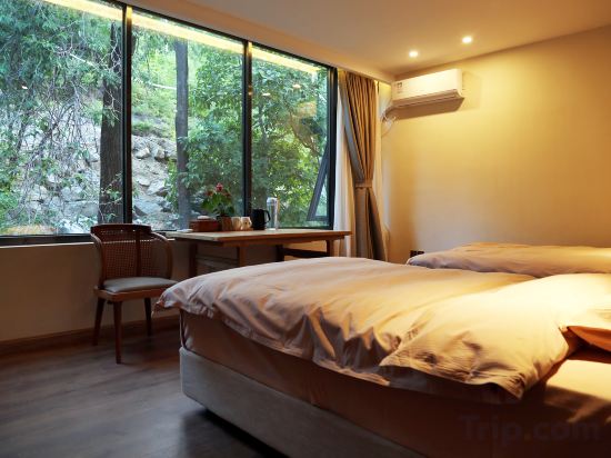 Shengshui Lianting Hostel Room Type - Honglu Cool Summer | Mountain-View Standard Twin Room