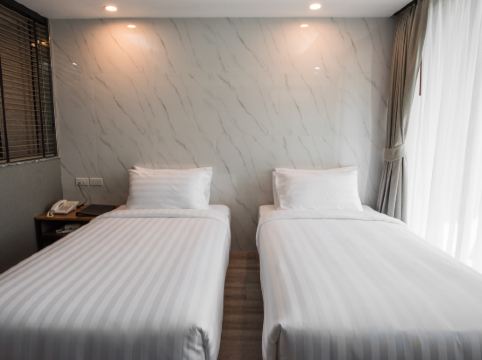 Bangkok City Link Hotel Room Type - Deluxe Twin Room